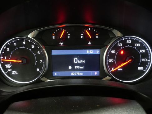 Used 2023 GMC Terrain SLT image 15