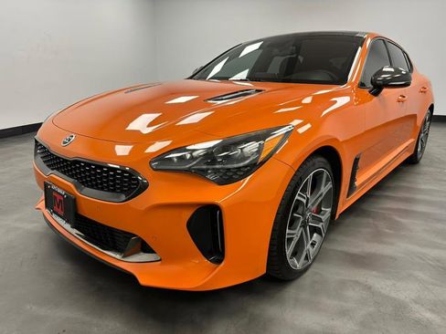 Used 2019 Kia Stinger GTS image 3