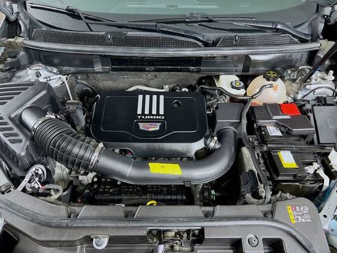 Used 2025 Cadillac XT5 Luxury FWD image 28