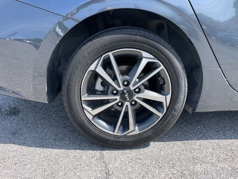 Used 2023 Kia Forte LXS FWD image 47