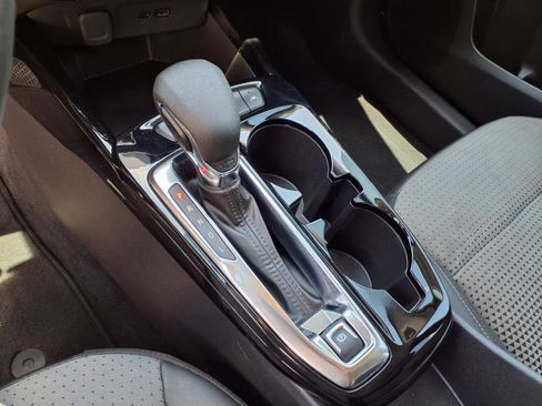 Certified 2024 Chevrolet Trax LT w/ Driver Confidence Package image 11