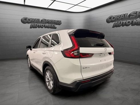 Certified 2025 Honda CR-V EX image 3