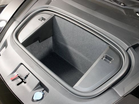 Used 2026 Porsche Taycan image 12