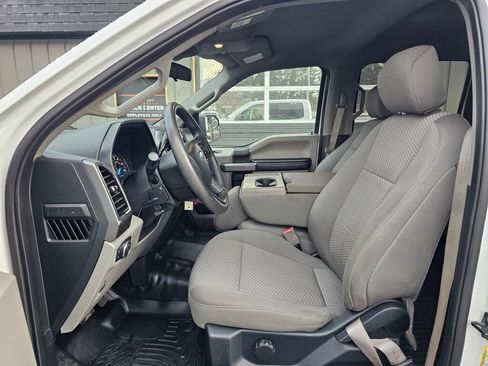 Used 2019 Ford F150 XLT w/ Trailer Tow Package image 21