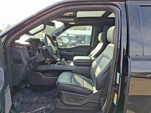 Used 2024 Ford F150 Lightning Lariat image 16