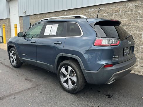 Used 2019 Jeep Cherokee Limited AWD/4WD image 18