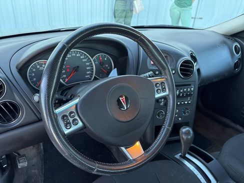 Used 2007 Pontiac Grand Prix w/ Preferred Package image 14