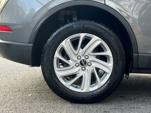 Used 2023 Lincoln Corsair Standard Sport Utility image 7