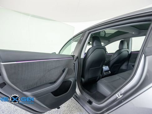 Used 2025 Tesla Model 3 Long Range AWD/4WD image 22