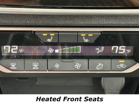 Certified 2025 Nissan Altima 2.5 SR w/ SR Premium Package FWD image 9