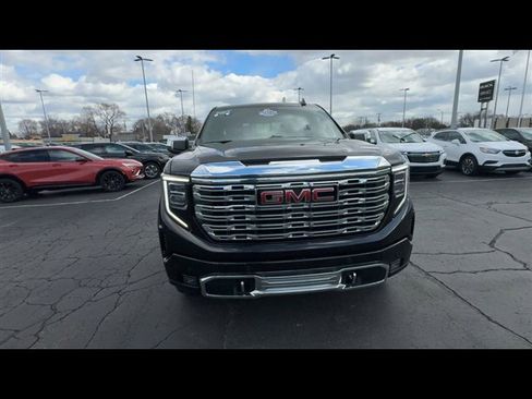 Certified 2023 GMC Sierra 1500 Denali w/ Technology Package image 3