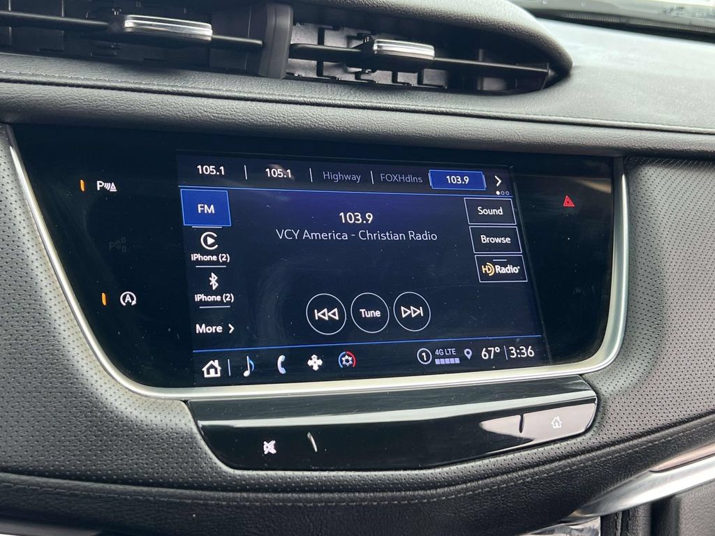 Used 2023 Cadillac XT5 Luxury AWD/4WD image 32