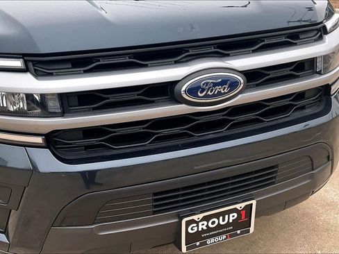 Used 2022 Ford Expedition Max XLT image 26