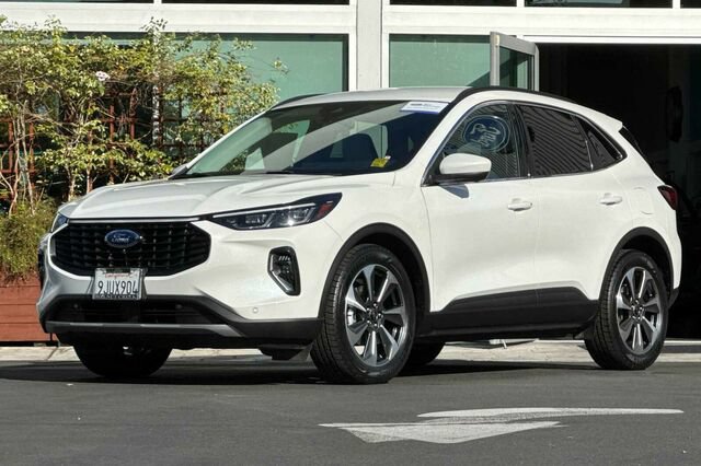 Certified 2023 Ford Escape Platinum FWD image 8