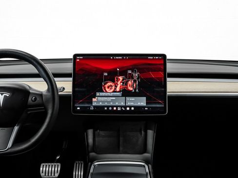Used 2023 Tesla Model Y Performance AWD/4WD image 23