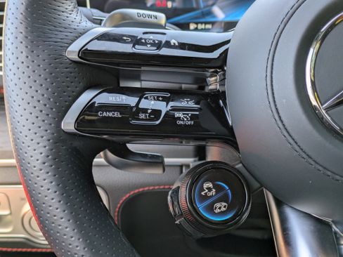 Used 2025 Mercedes-Benz GLE 53 AMG AMG GLE 53 image 24