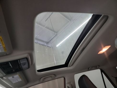 Used 2023 Toyota 4Runner SR5 Premium image 24