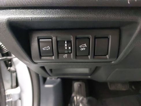 Used 2025 Subaru Outback Premium image 50