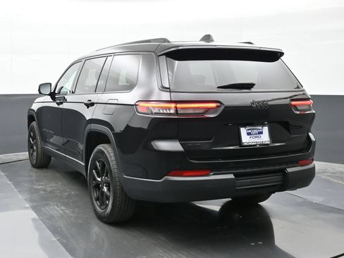 Used 2024 Jeep Grand Cherokee L Laredo AWD/4WD image 11