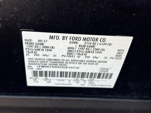 Used 2017 Ford Explorer XLT w/ Equipment Group 201A image 8