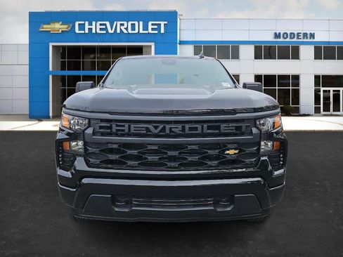 New 2025 Chevrolet Silverado 1500 Custom image 8