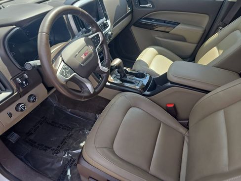 Used 2017 GMC Canyon SLT w/ Driver Alert Package AWD/4WD image 18