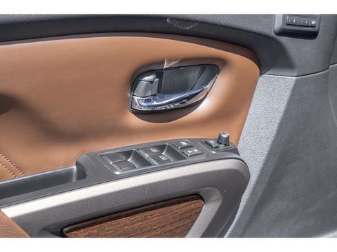 Used 2023 Nissan Titan Platinum Reserve w/ Moonroof Package AWD/4WD image 19