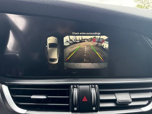 Used 2019 Alfa Romeo Giulia w/ Quick Order Package 22K Sport RWD image 24