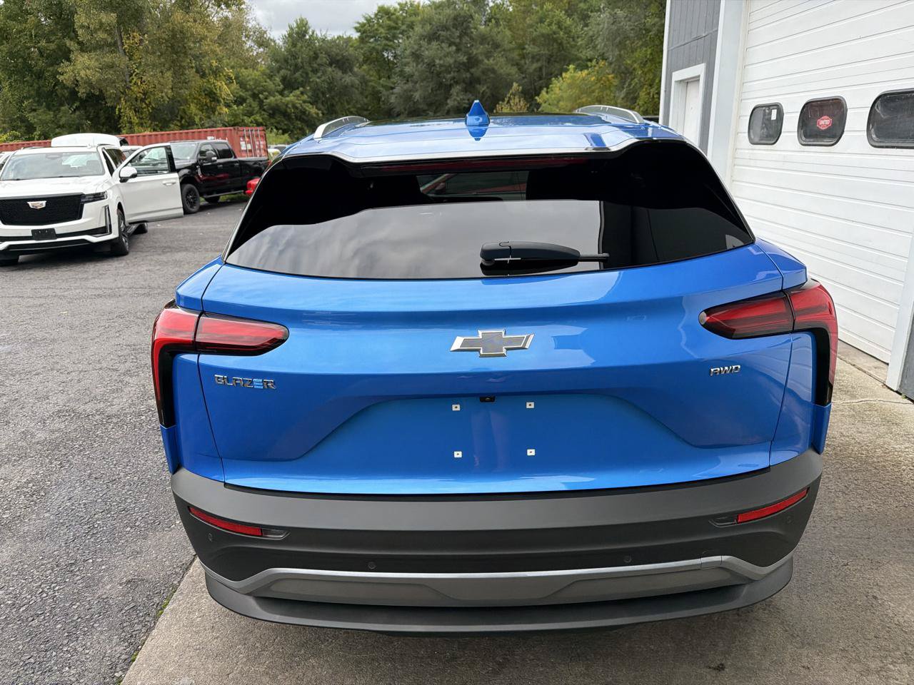 Used 2025 Chevrolet Blazer EV LT AWD/4WD image 5