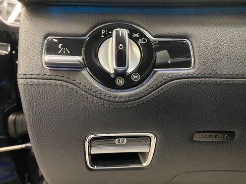 Used 2013 Mercedes-Benz CL 63 AMG image 24
