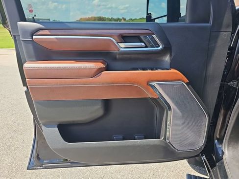 Used 2024 GMC Sierra 2500 Denali Ultimate AWD/4WD image 22