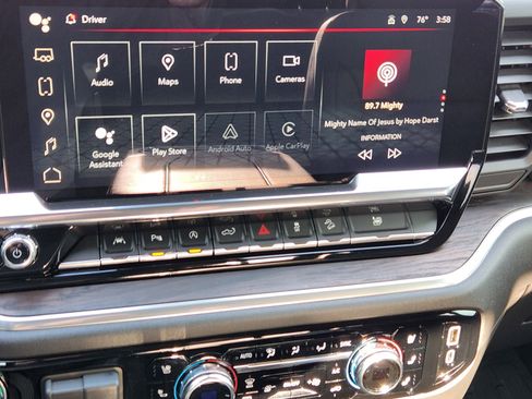 Certified 2026 GMC Sierra 1500 SLT image 7