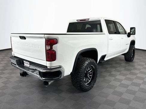 Used 2022 Chevrolet Silverado 2500 LT w/ Fleet Comfort Package AWD/4WD image 7