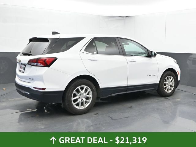 Used 2024 Chevrolet Equinox LT AWD/4WD image 2