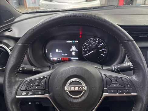 Used 2023 Nissan Kicks SR image 22