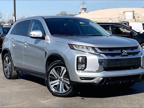 Used 2024 Mitsubishi Outlander Sport SE image 36