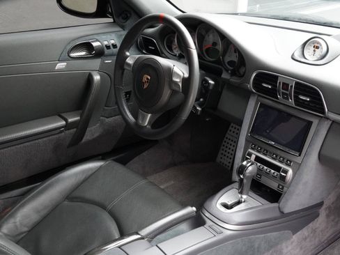 Used 2006 Porsche 911 Carrera S RWD image 43