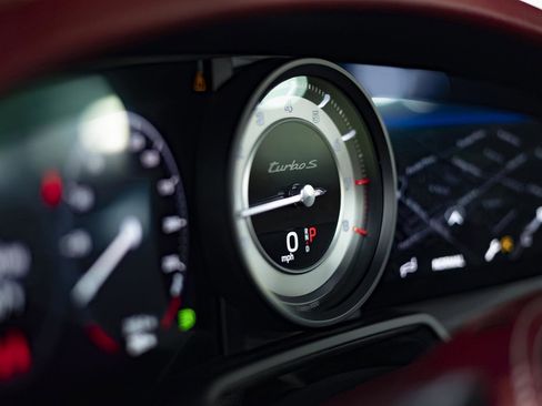 Used 2022 Porsche 911 Turbo S image 99