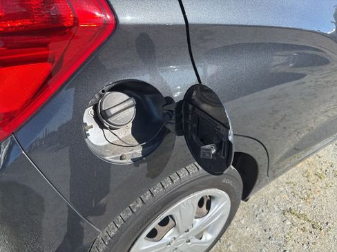 Used 2022 Chevrolet Spark LS image 12