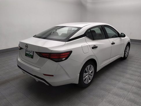 Used 2025 Nissan Sentra S FWD image 9