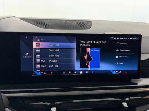 Used 2024 BMW X5 sDrive40i w/ M Sport Package image 25