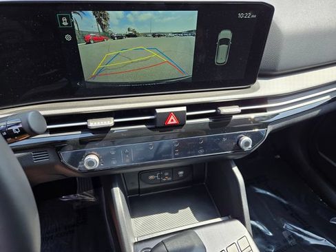 New 2026 Kia Sportage LX FWD image 10