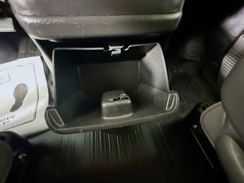 Used 2024 Chevrolet Express 2500 w/ Driver Convenience Package image 29