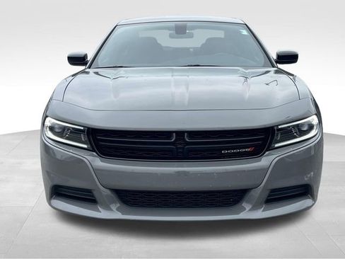 Used 2023 Dodge Charger SXT image 2