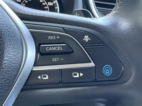 Used 2022 INFINITI QX50 Essential image 22