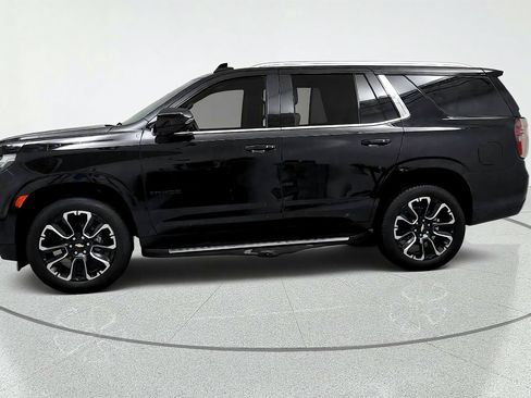 Used 2023 Chevrolet Tahoe LT w/ LT Signature Plus Package AWD/4WD image 2