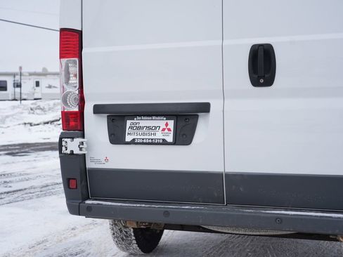 Used 2016 RAM ProMaster 2500 w/ Premium Appearance Group image 10