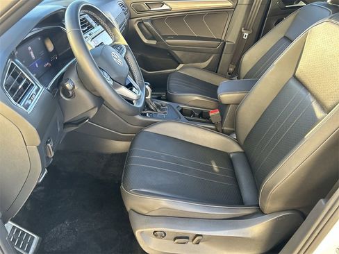 Certified 2023 Volkswagen Tiguan SE R-Line image 16