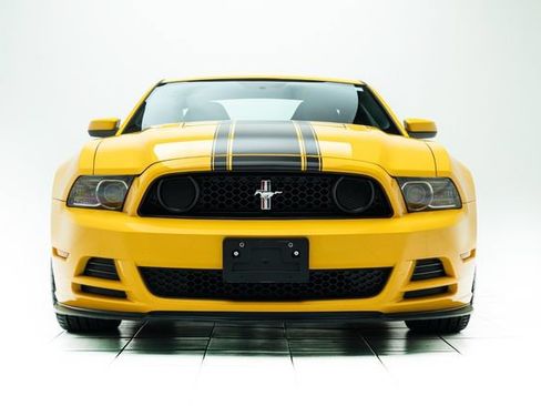 Used 2013 Ford Mustang Boss 302 w/ Boss 302 Accessory Pkg RWD image 6