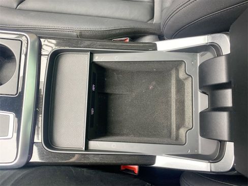 Used 2022 Audi Q7 3.0T Premium Plus w/ Premium Plus Package image 21